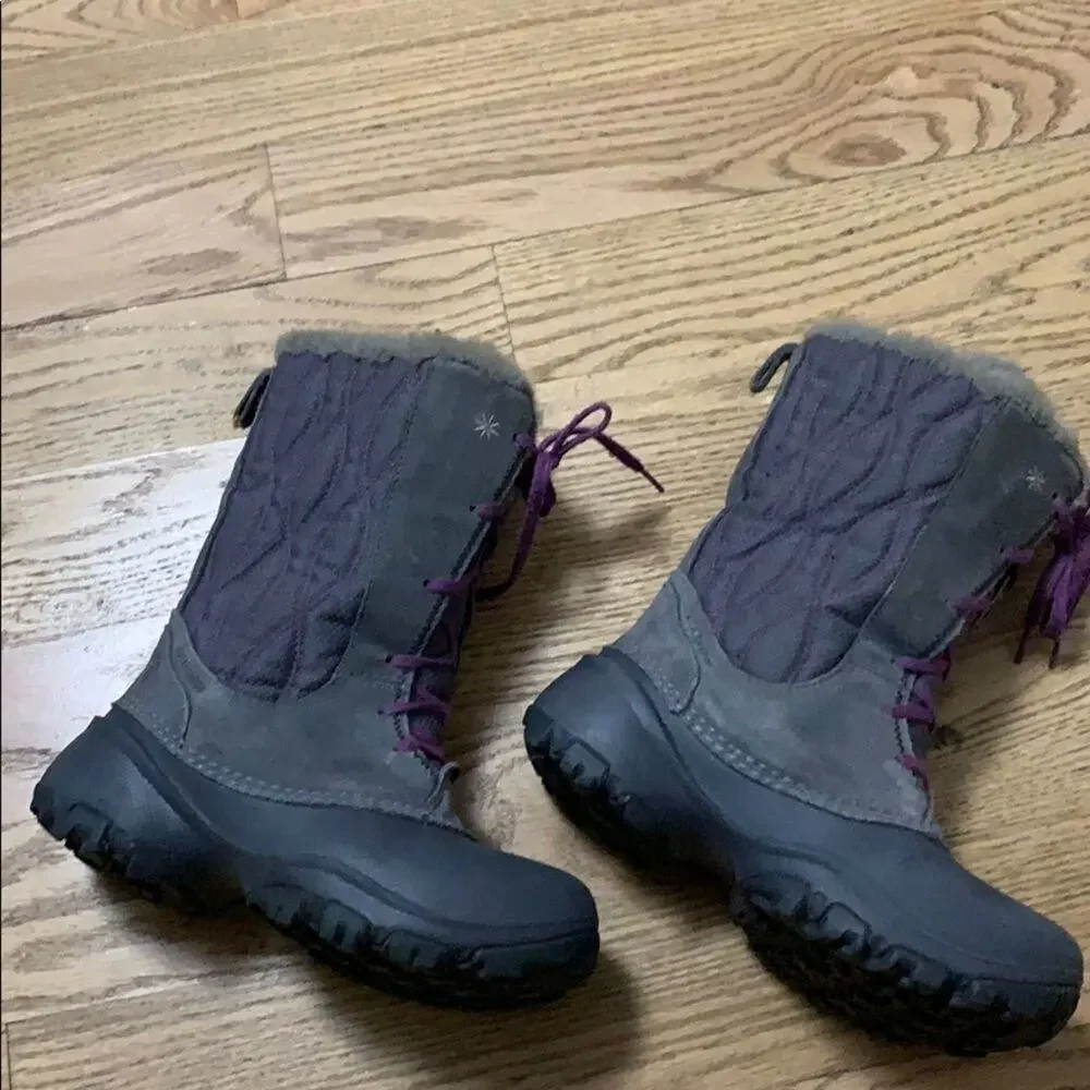 COLUMBIA KIDS WATERPROOF WINTER BOOTS‎ SIZE 2